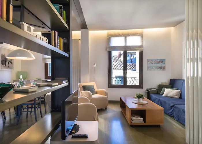 Mansardina - 1 Min From Accademia - Duplex Stylish And Cosy